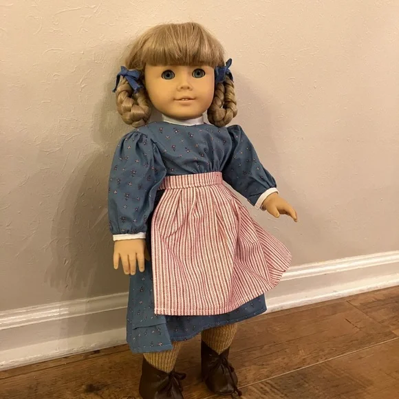 American Girl Kirsten Larson Doll vintage Pleasant Company and Meet Kirsten book